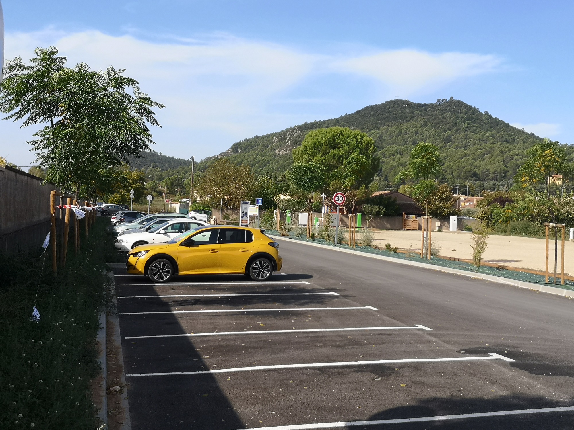 Parking et aire de camping-car au Val